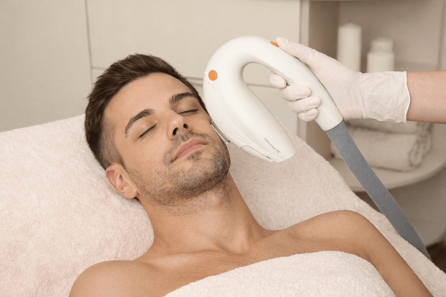 Soins esthétiques en cours.png